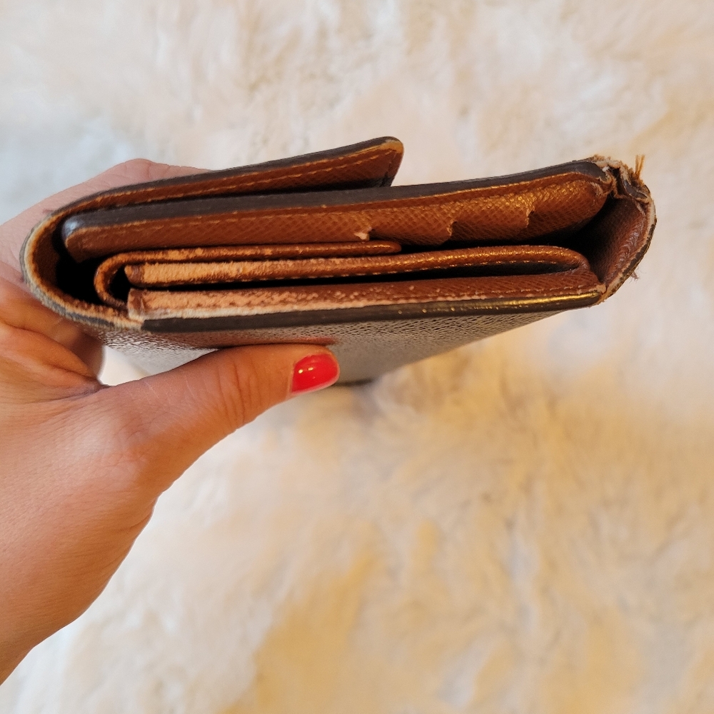 Louis Vuitton Wallet Clutch - Picture 11 of 11